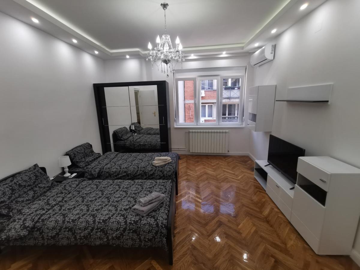 Victory Apartment - Heart Of เบลเกรด ภายนอก รูปภาพ